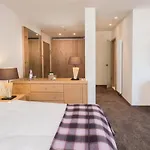 Hotel Exquisit 4*