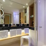 Exquisit Hotel 4*