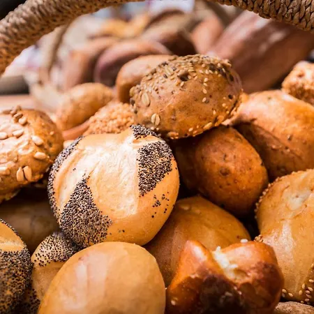 فندق Exquisit 4*